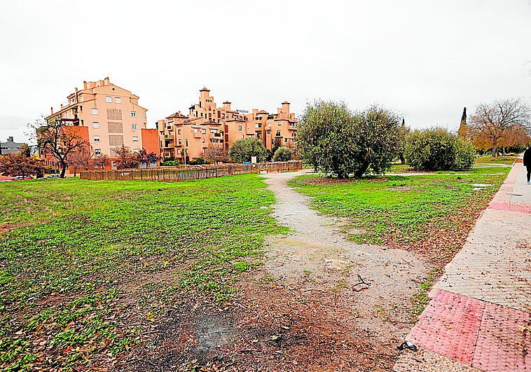 La UGR recupera la obra nueva con edificios reivindicados hace lustros